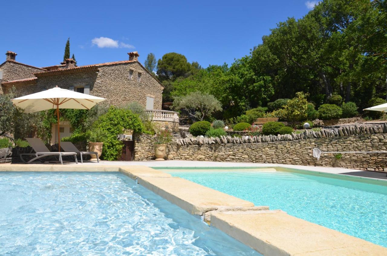 Le Jas Des Parpaillous LʼIsle-sur-la-Sorgue Exterior foto